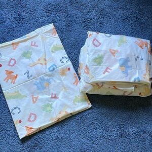 Pottery Barn Kids ABC Animals Twin Cotton Sheet Set